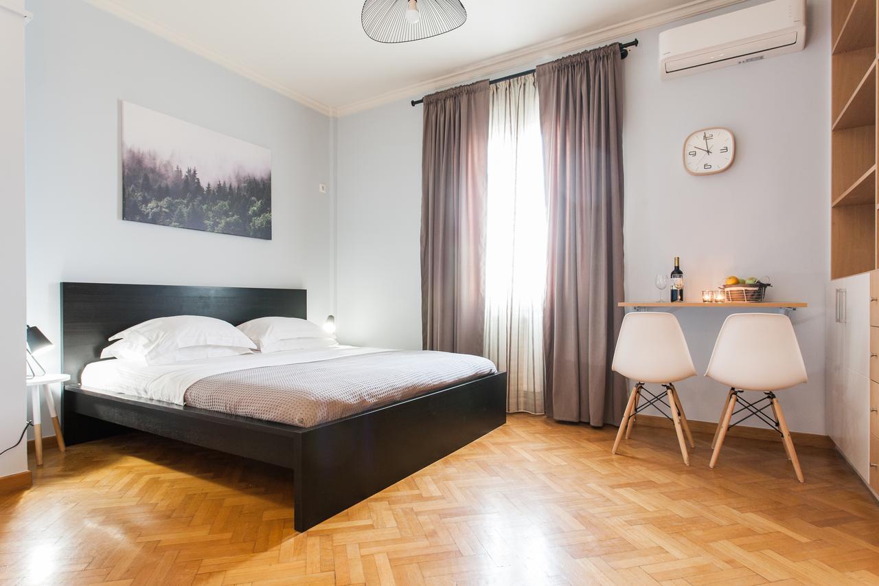 Syntagma Square Apartments By Livin Urbban Афины Экстерьер фото